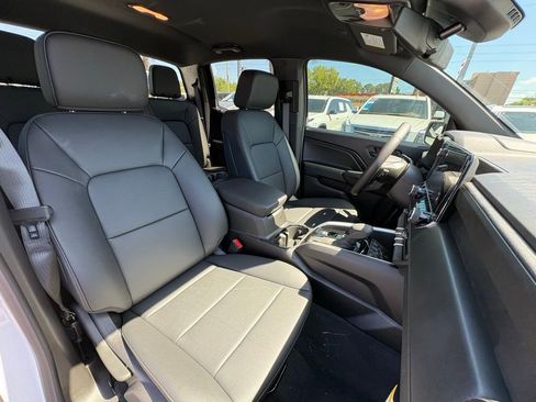 New 2026 Chevrolet Colorado W/T AWD/4WD image 27