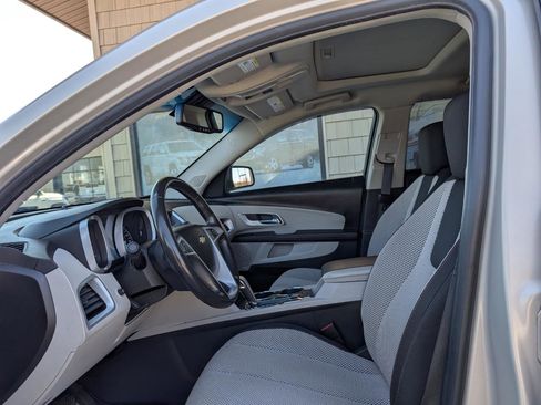 Used 2011 Chevrolet Equinox LT w/ Driver Convenience Package image 13