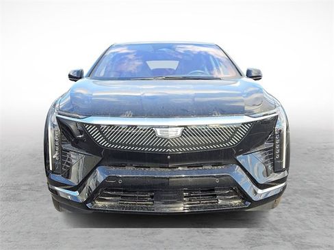 New 2026 Cadillac Optiq Luxury 1 image 2