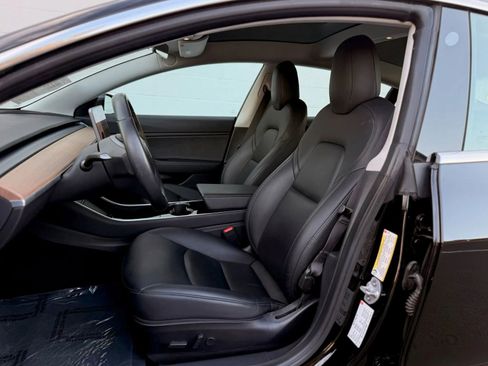 Used 2018 Tesla Model 3 Mid Range image 21