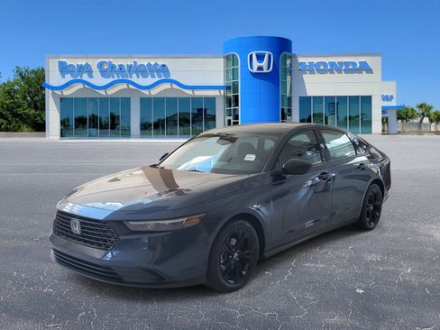 New 2025 Honda Accord SE image 2