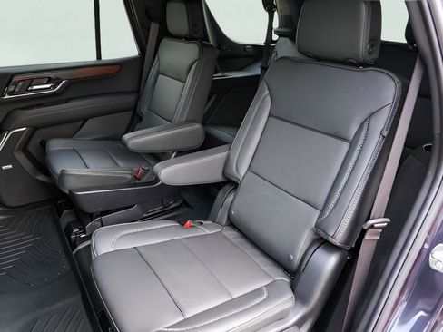 Used 2026 GMC Yukon Denali w/ Sun & Power Step Package AWD/4WD image 27