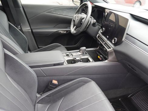 Used 2023 Lexus RX 500h F Sport w/ Accessory Package (Z1) AWD/4WD image 8