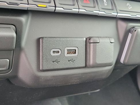 New 2026 Chevrolet Silverado 2500 Custom w/ Custom Value Package AWD/4WD image 8