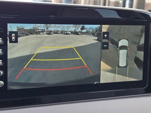 Used 2022 Hyundai Palisade Limited image 16