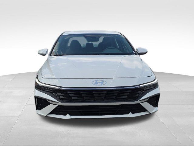 New 2026 Hyundai Elantra SE FWD image 8