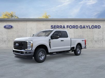 New 2026 Ford F250 XL w/ XL Chrome Package
