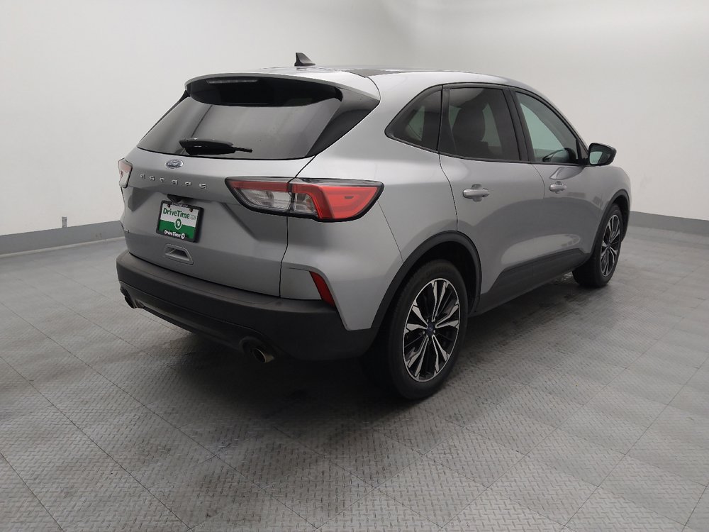 Used 2022 Ford Escape SE w/ SE Sport Appearance Package FWD image 9