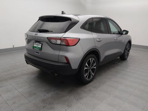 Used 2022 Ford Escape SE w/ SE Sport Appearance Package FWD image 9