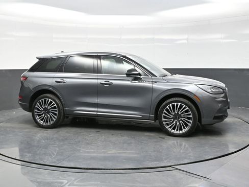 Used 2022 Lincoln Corsair Reserve w/ Sport Package AWD/4WD image 8
