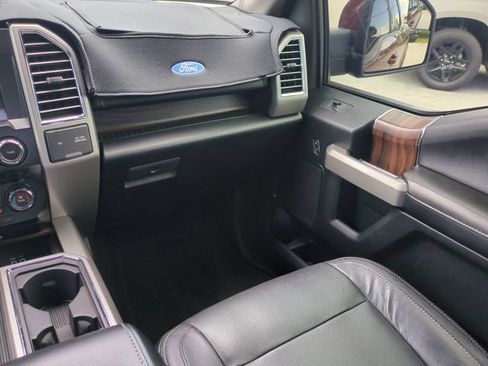 Used 2015 Ford F150 Lariat w/ FX4 Off-Road Package AWD/4WD image 19