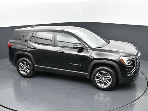 Used 2026 GMC Terrain Elevation FWD image 33