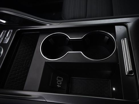New 2026 Lincoln Nautilus Reserve AWD/4WD image 32