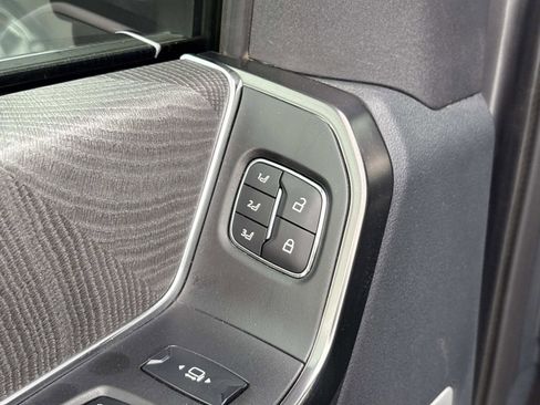 Used 2024 Ford F250 Platinum w/ Tremor Off-Road Package image 14