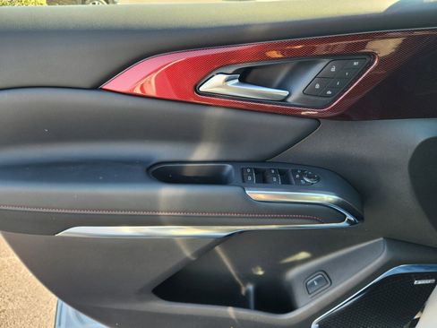 New 2026 Chevrolet Traverse RS image 13