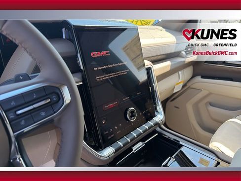 New 2026 GMC Yukon XL Denali image 17