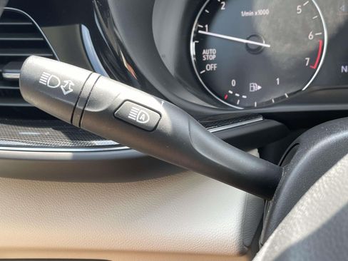 Used 2022 Buick Envision Preferred FWD image 23