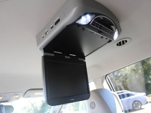 Used 2017 Buick Enclave Premium image 15