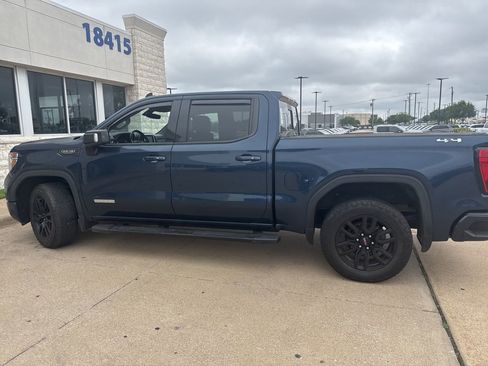 Used 2021 GMC Sierra 1500 Elevation w/ Preferred Package AWD/4WD image 9
