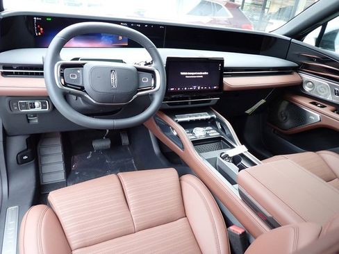 New 2026 Lincoln Nautilus Reserve image 17