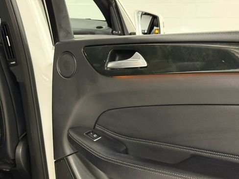 Used 2018 Mercedes-Benz GLS 450 4MATIC w/ Premium Package image 61