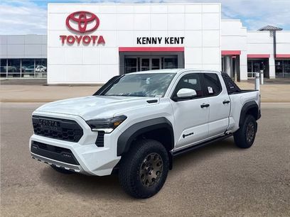 New 2026 Toyota Tacoma 4x4 Double Cab Hybrid w/ Tow Tech Package