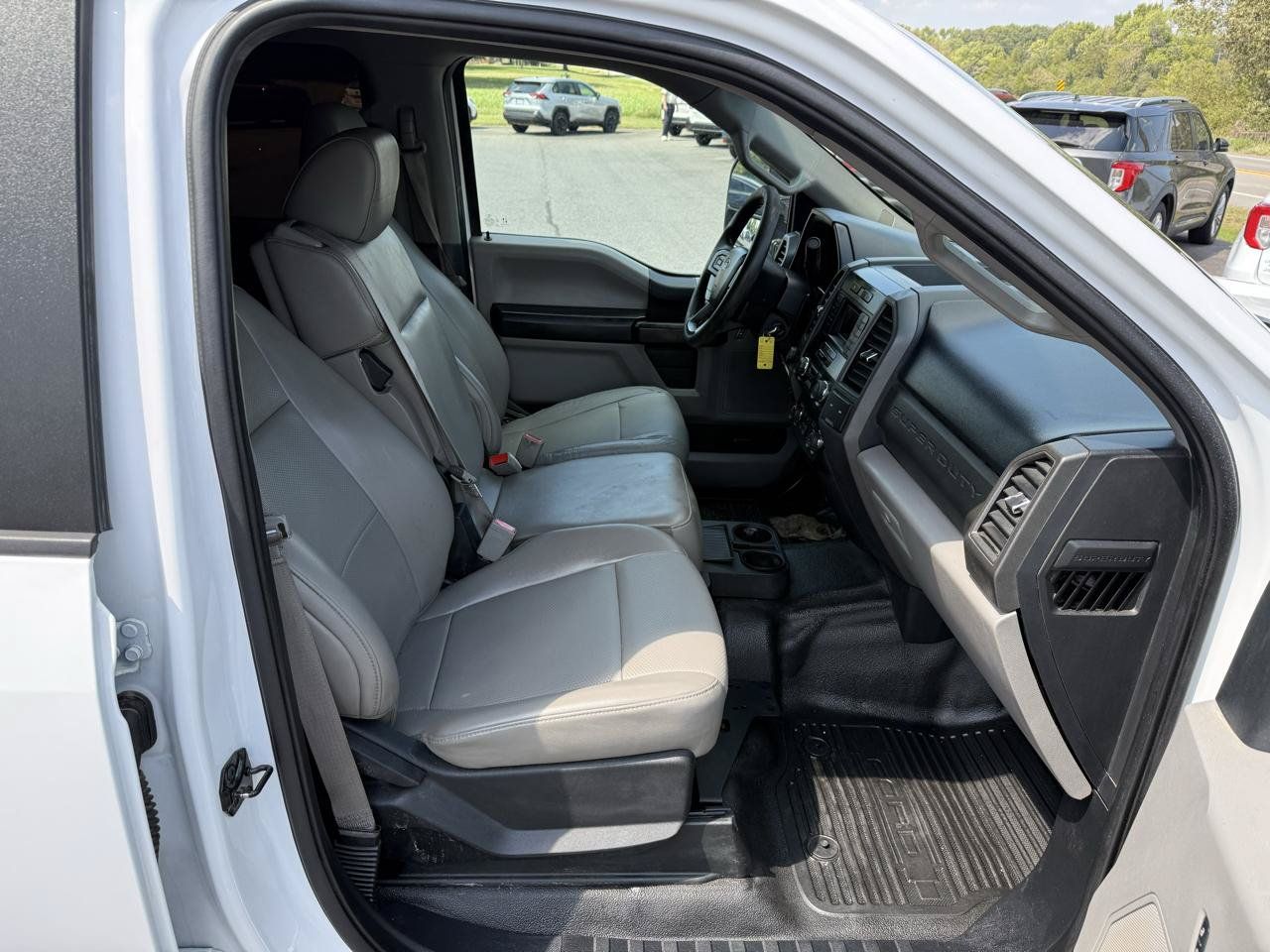 Used 2019 Ford F250 XL w/ Power Equipment Group AWD/4WD image 15