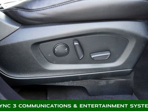 Used 2022 Ford Explorer Limited image 5