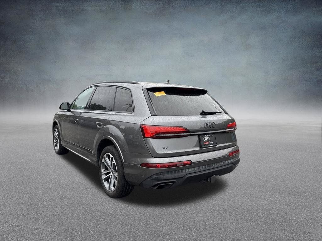 Used 2025 Audi Q7 2.0T Premium Plus AWD/4WD image 3