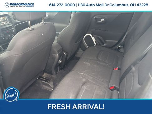 Used 2018 Jeep Renegade Latitude image 13