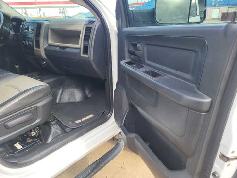 Used 2011 RAM 2500 ST w/ Cold Weather Group image 21