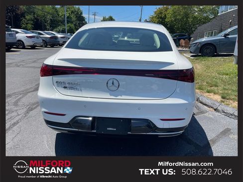 Used 2022 Mercedes-Benz EQS 450+ Sedan image 4