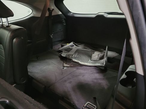 Used 2024 Toyota Highlander XLE image 26