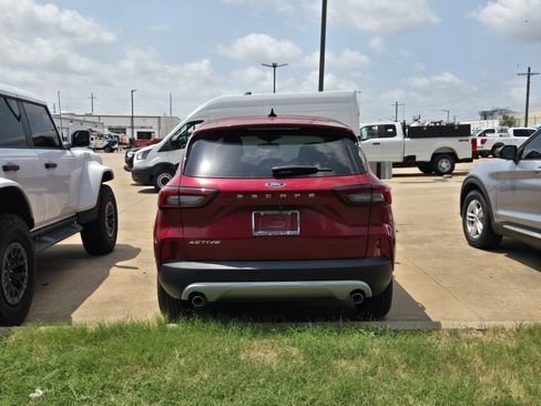 Used 2023 Ford Escape Active FWD image 5