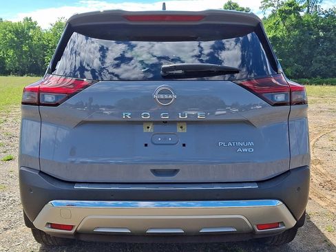 Used 2023 Nissan Rogue Platinum w/ Platinum Premium Package AWD/4WD image 5