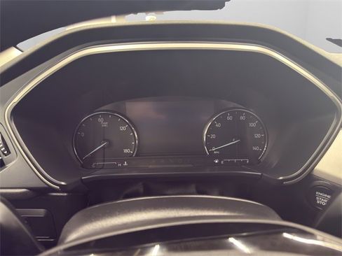 Used 2022 Ford Escape SEL image 11