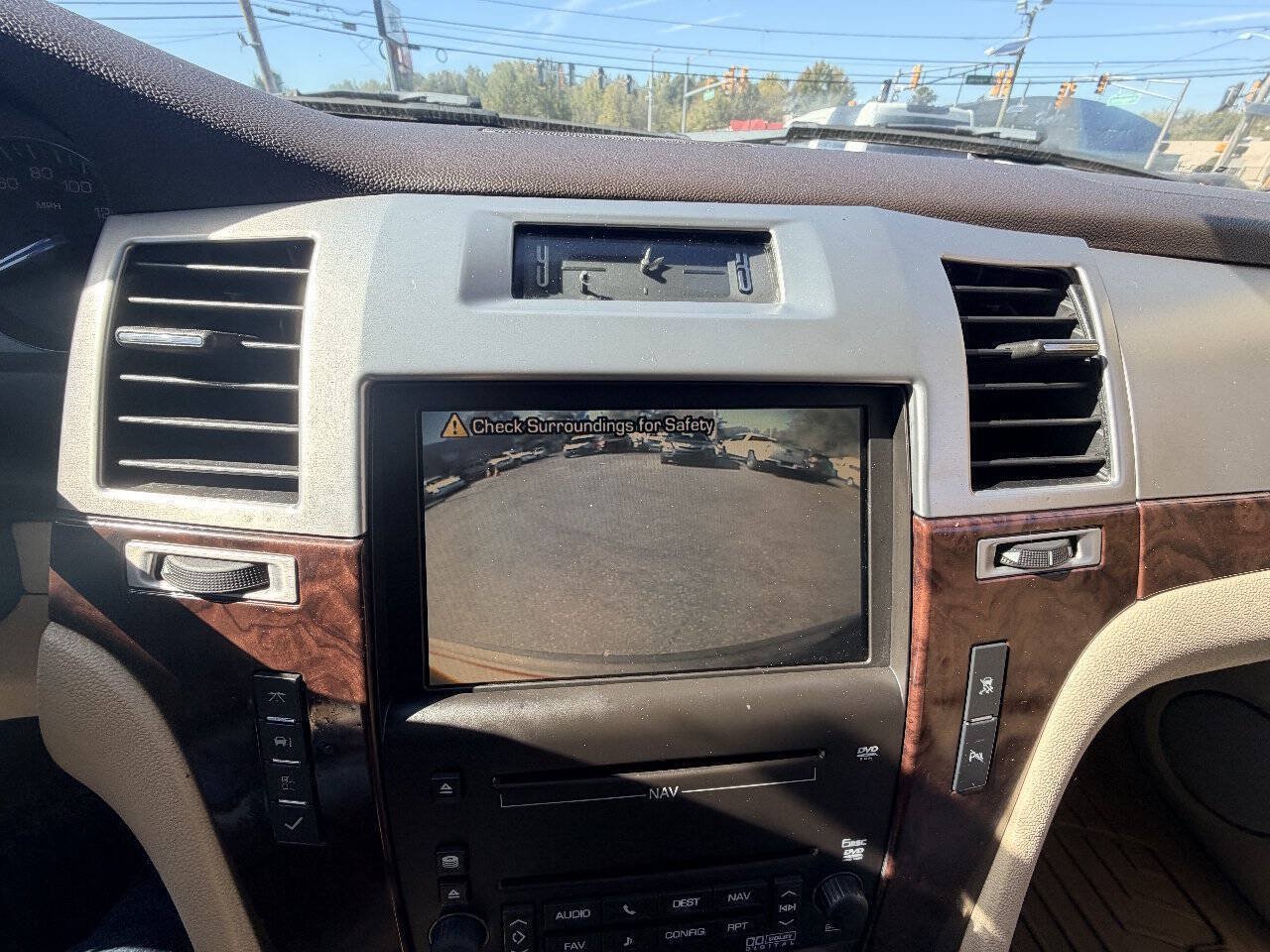 Used 2007 Cadillac Escalade 2WD w/ Information Package image 5