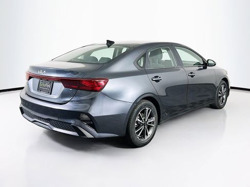 Used 2024 Kia Forte LXS image 9