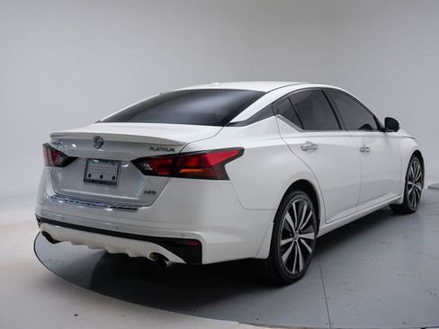 Used 2019 Nissan Altima 2.5 Platinum image 17