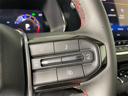 Certified 2026 Chevrolet Colorado Z71 w/ Technology Package image 10