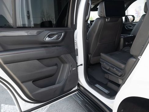 Used 2022 Chevrolet Tahoe RST w/ Sport Performance Package AWD/4WD image 47