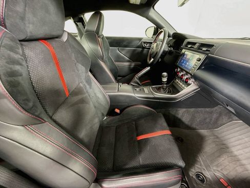 Used 2022 Subaru BRZ Limited RWD image 24