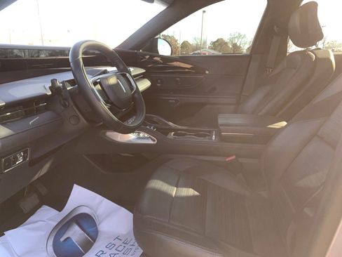 Used 2024 Lincoln Nautilus Reserve w/ Equipment Group 202A image 26