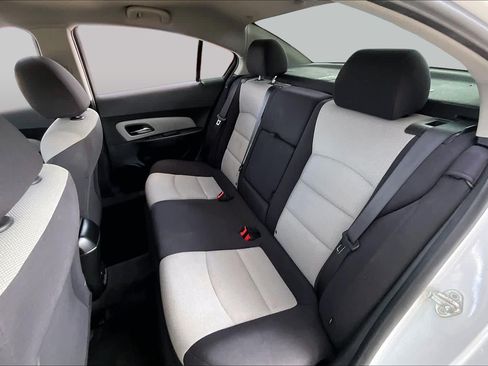 Used 2013 Chevrolet Cruze LS FWD image 20