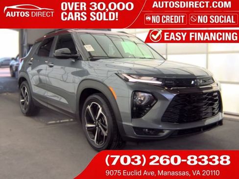 Used 2022 Chevrolet TrailBlazer RS w/ Sun and Liftgate Package FWD image 1