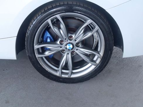 Used 2016 BMW M235i Convertible RWD image 12