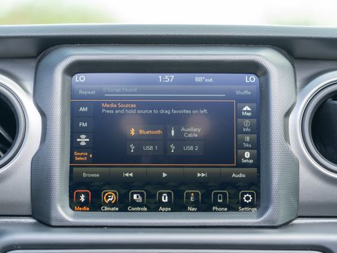 Used 2023 Jeep Wrangler Sport AWD/4WD image 26