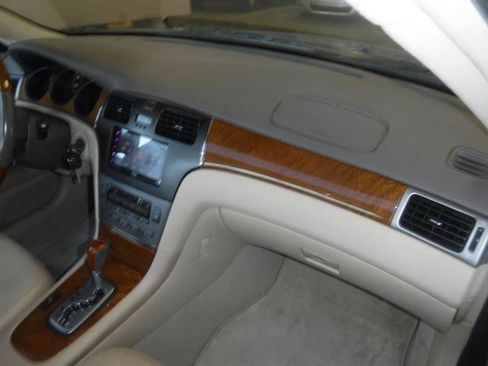 Used 2005 Lexus ES 330 FWD image 31