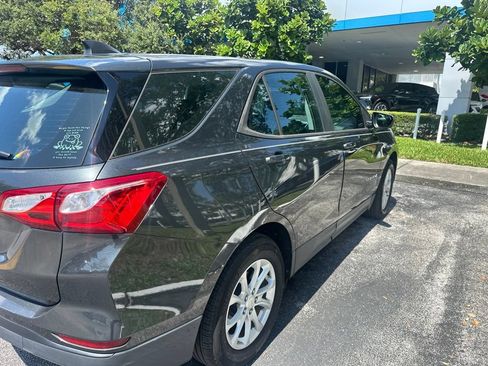 Used 2020 Chevrolet Equinox LS FWD image 18