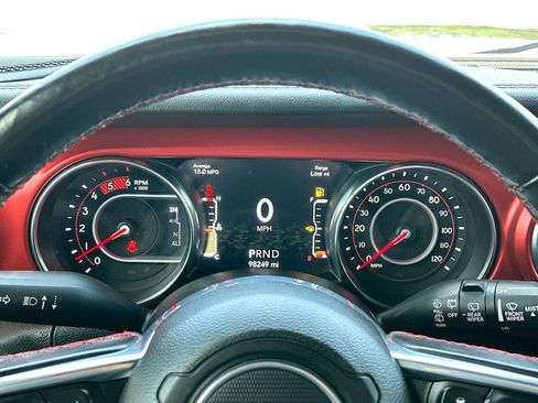 Used 2021 Jeep Wrangler Unlimited Rubicon AWD/4WD image 19